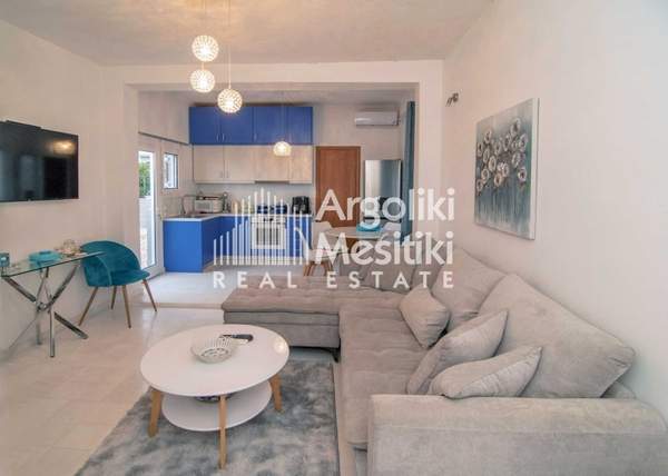 תמונת נאפפליו, פלופונס למכירה (1)