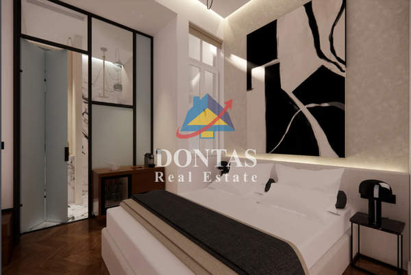 תמונת ויקטוריה, אתונה למכירה