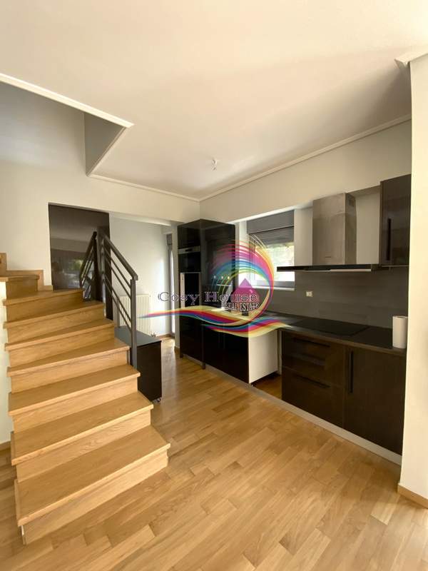 תמונת גליפדה, אתונה למכירה (1)