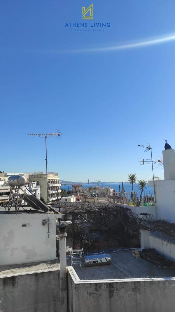 תמונת קסטלה, פיראוס למכירה (1)