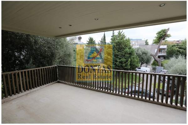 תמונת פילותאי, אתונה למכירה