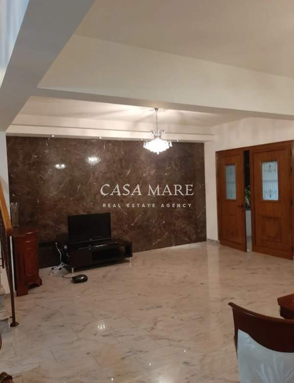 תמונת לקאטמיה למכירה (0)