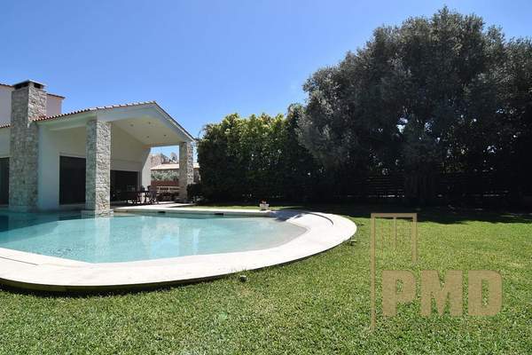 תמונת וארי, וארי - וולה -ווליאגמני, אתונה למכירה (1)