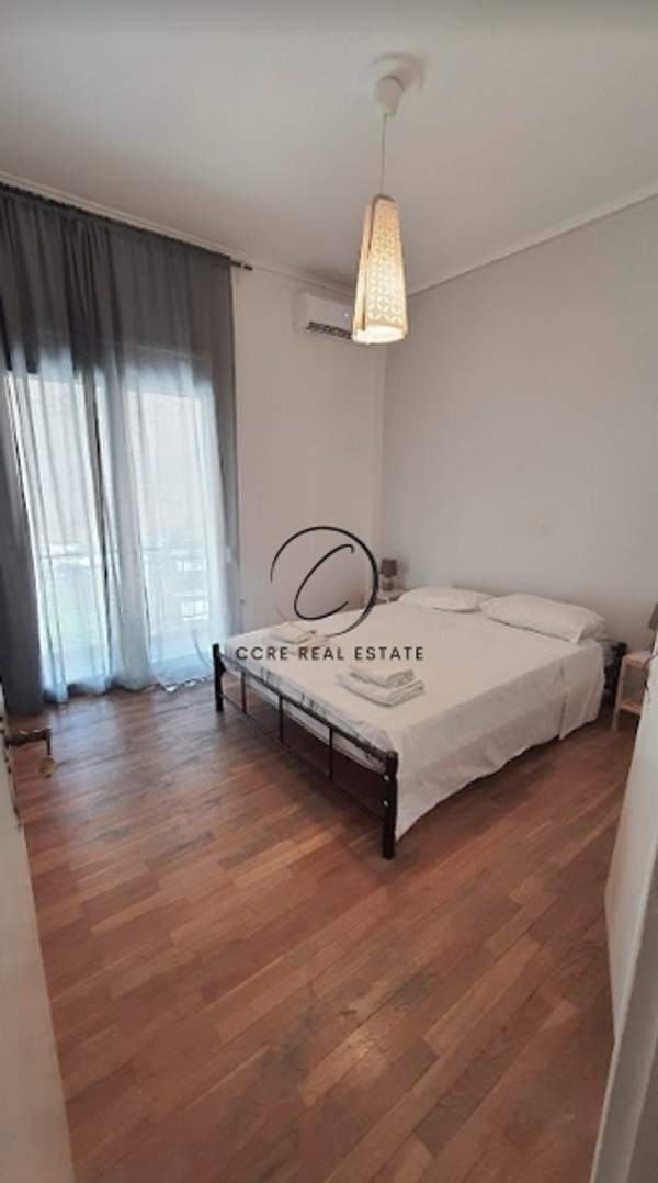 תמונת גיזי, אתונה למכירה (0)