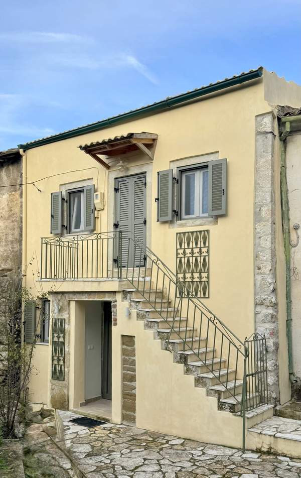 תמונת מרכז קורפו למכירה (1)