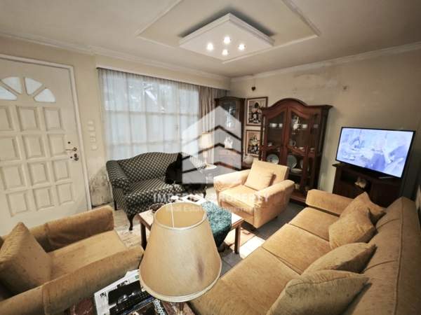 תמונת אלימוס, אתונה למכירה