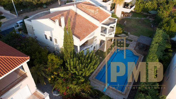 תמונת סרוניקוס, אתונה למכירה (0)