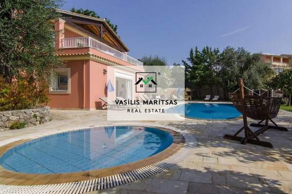 תמונת מרכז קורפו למכירה (0)