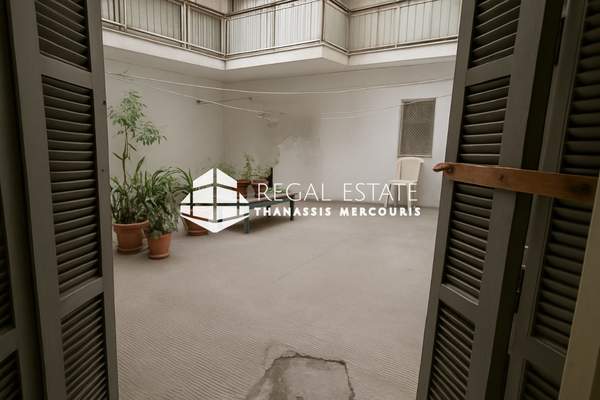 תמונת פנגרטי, אתונה למכירה (0)