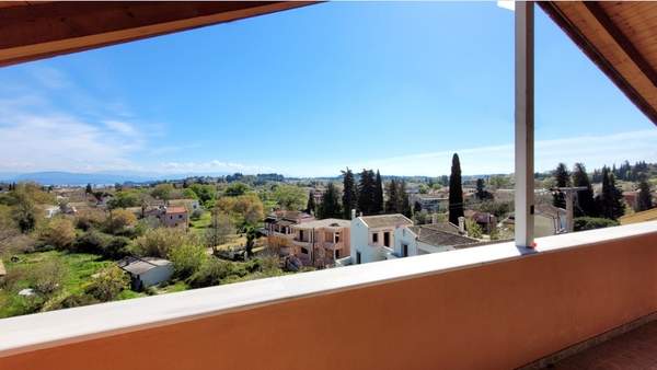 תמונת מרכז קורפו למכירה (0)