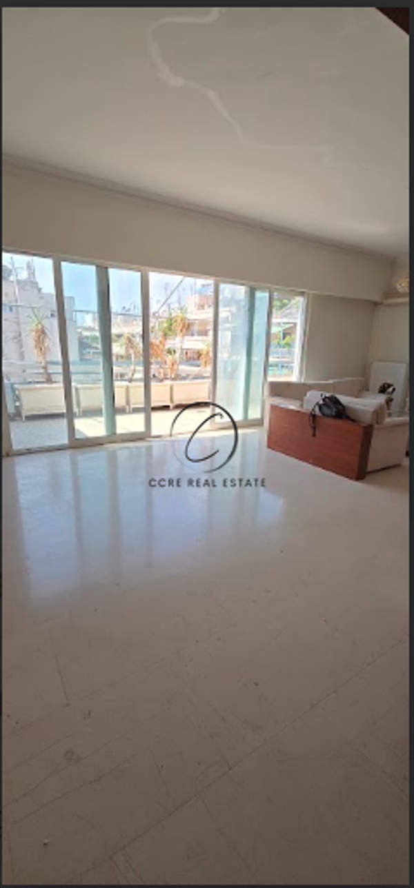 תמונת גיזי, אתונה למכירה (0)