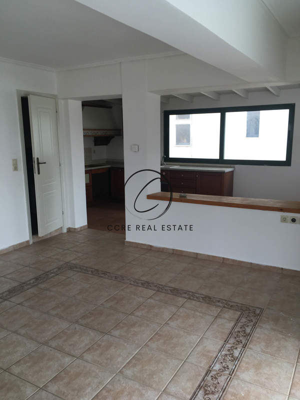 תמונת גליפדה, אתונה למכירה (0)