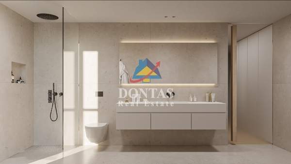 תמונת קיפיסיה, אתונה למכירה (1)