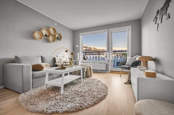 תמונת פאליו פאלירו, אתונה למכירה (0)