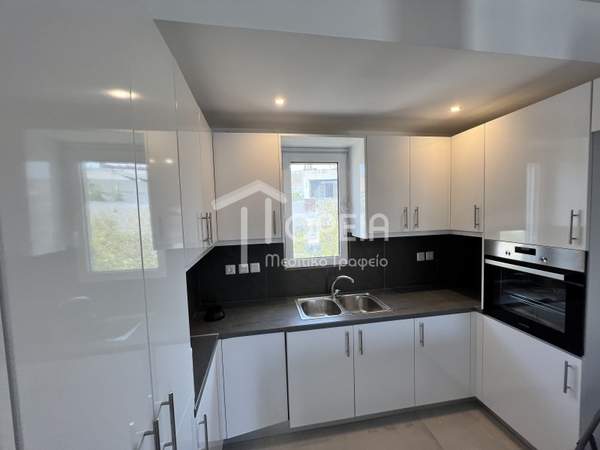 תמונת סרוניקוס, אתונה למכירה (1)