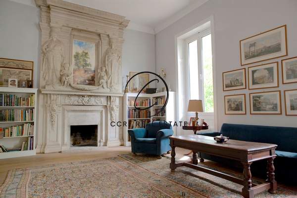 תמונת קאטו קיפיסיה, קיפיסיה, אתונה למכירה (1)