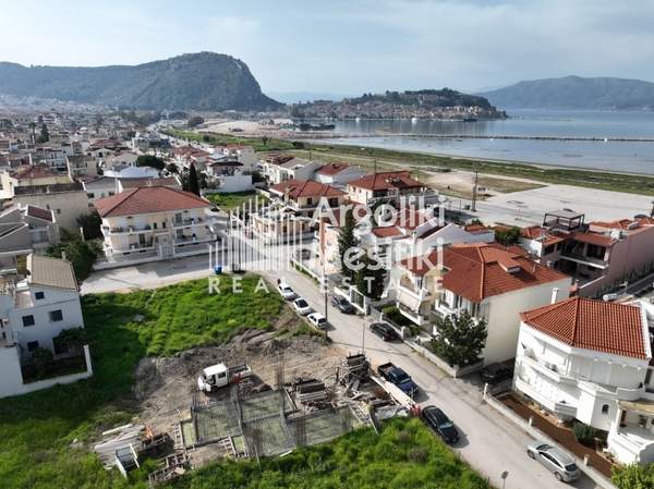 תמונת נאפפליו למכירה (1)