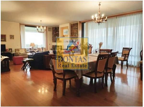 תמונת קיפיסיה, אתונה למכירה (1)