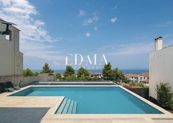 תמונת קסנדרה, כלקידיקי למכירה (0)