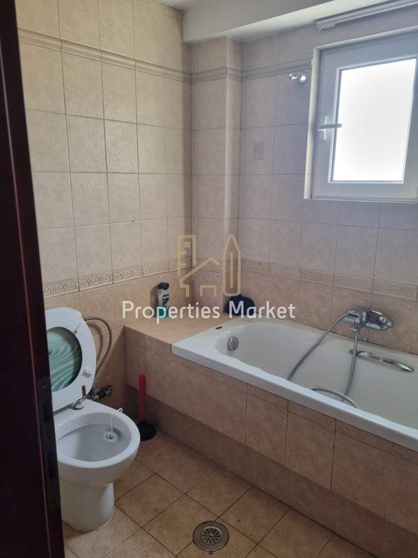 תמונת סרוניקוס, אתונה למכירה (0)