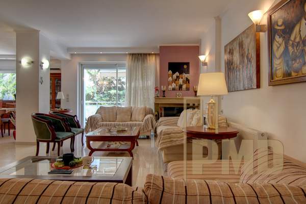 תמונת גליפדה, אתונה למכירה (1)