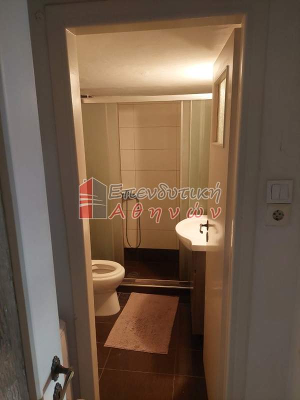 תמונת כיכר אמריקיס, אתונה למכירה (1)