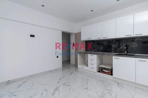 תמונת ברדאריס - כיכר הדמוקרטיה, סלוניקי למכירה (1)