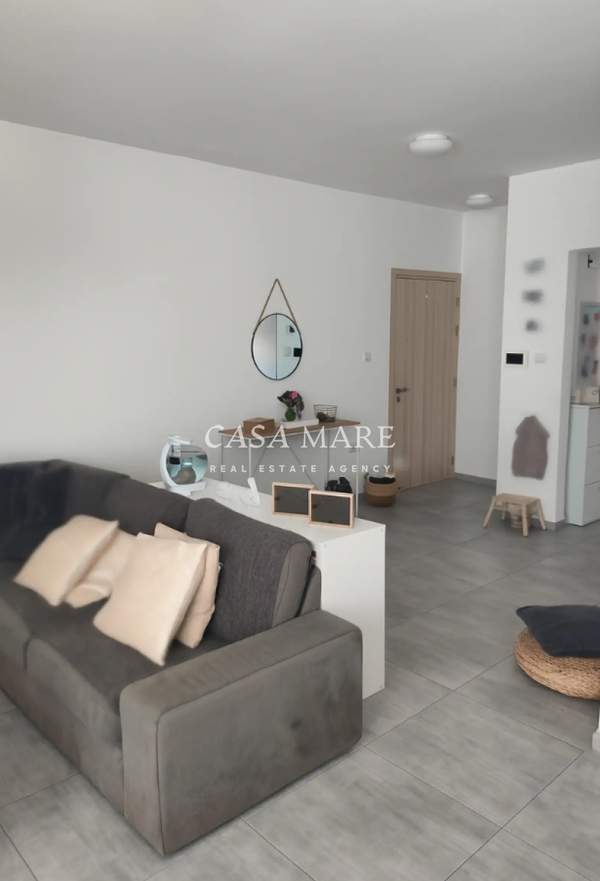 תמונת לקאטמיה, ניקוסיה למכירה