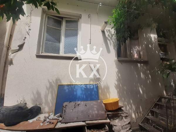 תמונת ויקטוריה, רשות מקומית אתונה למכירה (1)