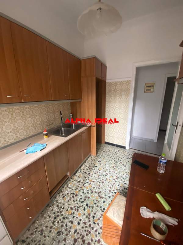 Keratsini, Athens for sale