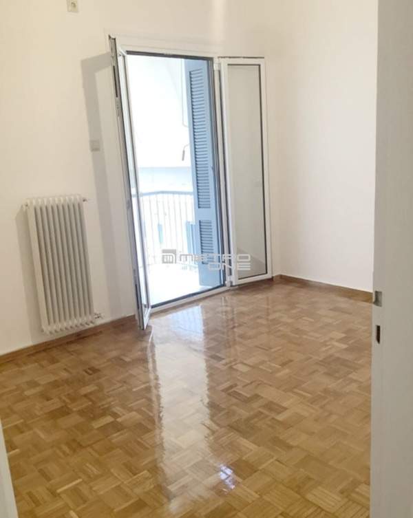 תמונת אתונה למכירה (0)