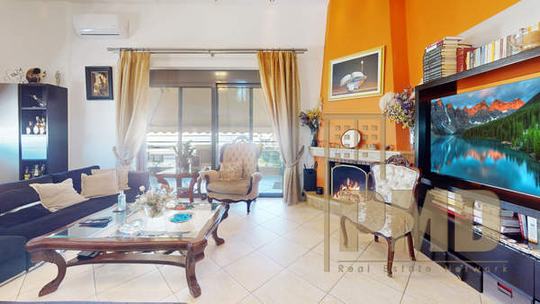 תמונת גליפדה, אתונה למכירה (0)