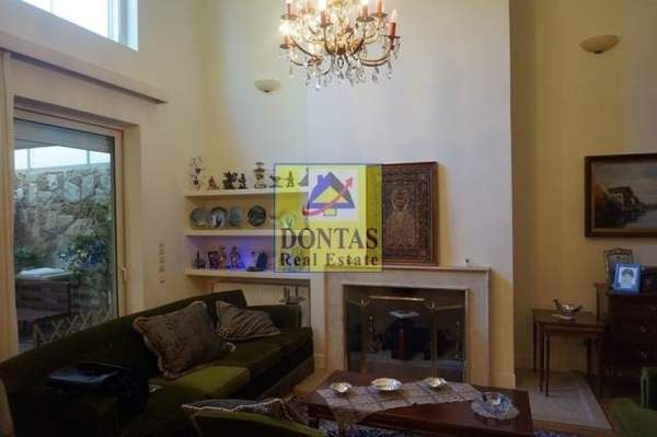 תמונת קיפיסיה, אתונה למכירה (1)