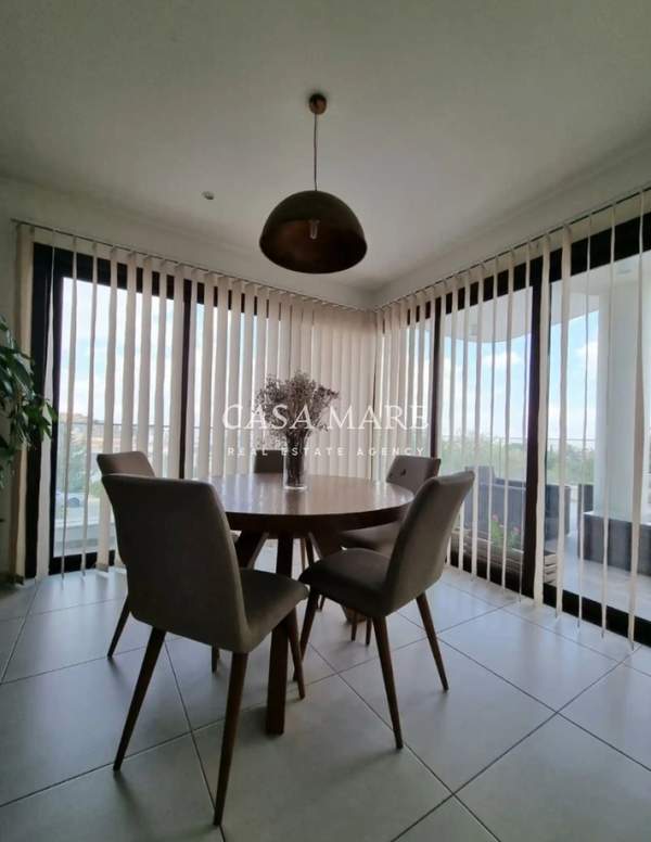 תמונת ניקוסיה למכירה (0)