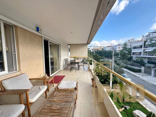 תמונת וולה, וארי - וולה -ווליאגמני, אתונה למכירה (0)