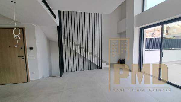 תמונת וולה, וארי - וולה -ווליאגמני למכירה (1)