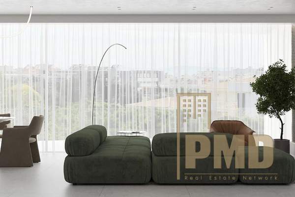 תמונת גליפדה, אתונה למכירה