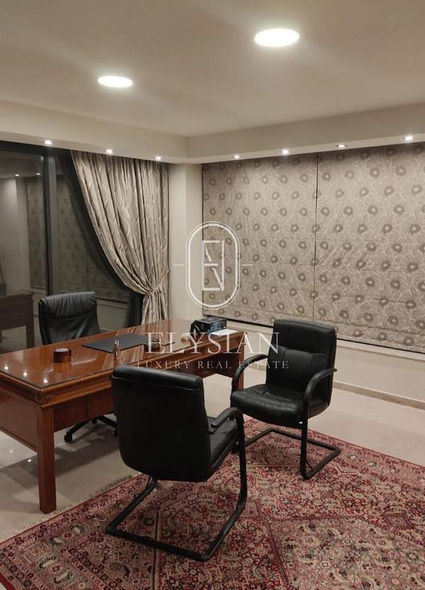 תמונת קיפיסיה, אתונה למכירה (1)