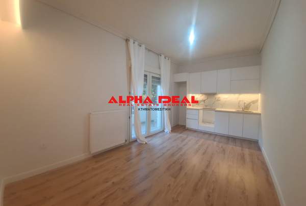 תמונת מוסקטו, אתונה למכירה (0)