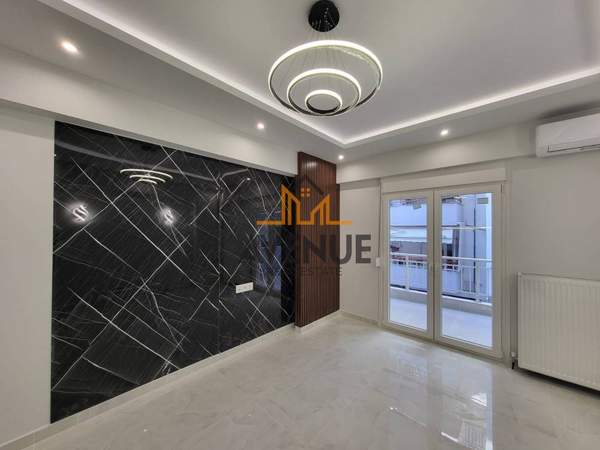 תמונת יפוקרטיאו, סלוניקי למכירה (0)