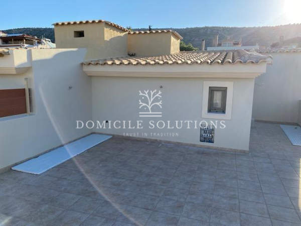 תמונת וארי, וארי - וולה -ווליאגמני, אתונה למכירה