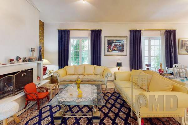 תמונת גליפדה, אתונה למכירה (0)