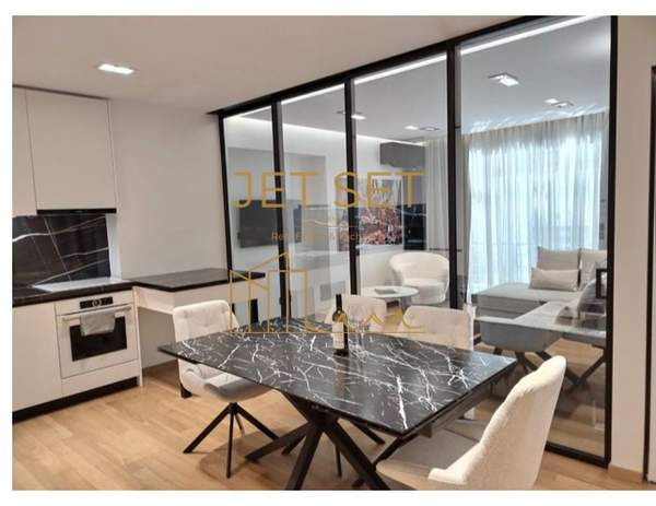 תמונת קולונאקי, אתונה למכירה (0)