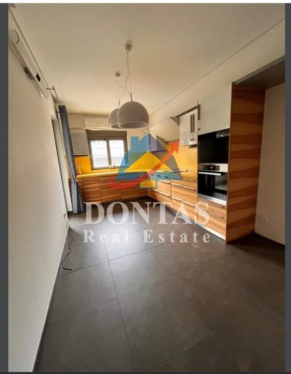 תמונת קיפיסיה, אתונה למכירה (1)