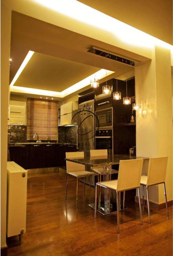 תמונת גליפדה, אתונה למכירה (0)