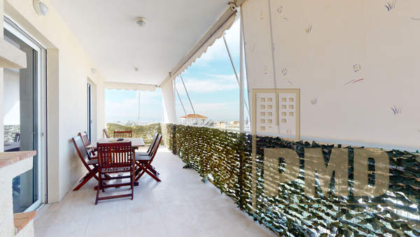 תמונת גליפדה, אתונה למכירה (0)