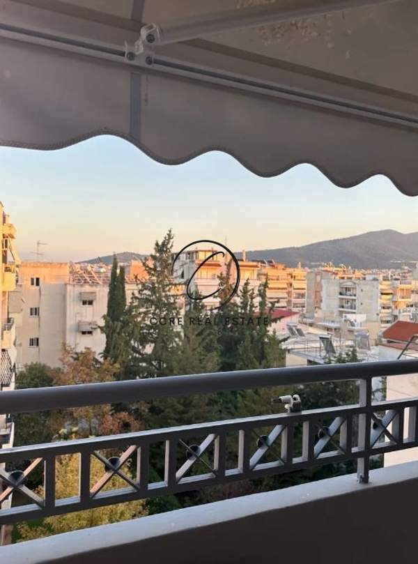 תמונת חאלנדרי, אתונה למכירה (1)