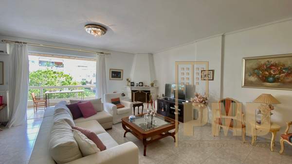 תמונת גליפדה, אתונה למכירה (0)