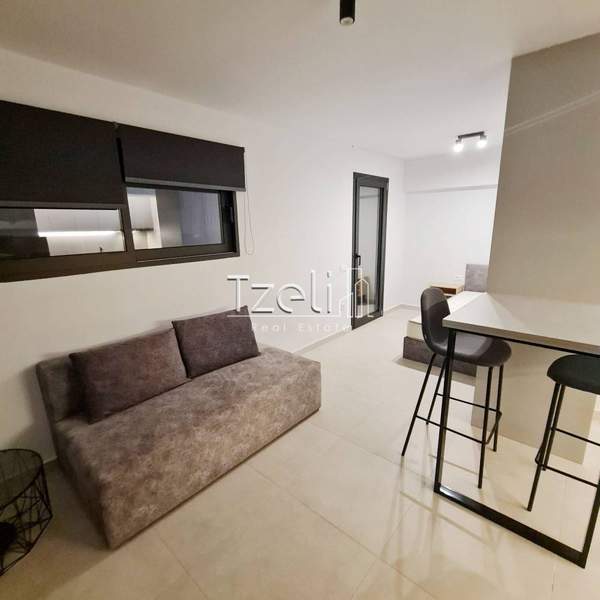 תמונת מרכז פטרס, פטרס למכירה (1)