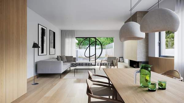 תמונת קיפיסיה, אתונה למכירה (1)